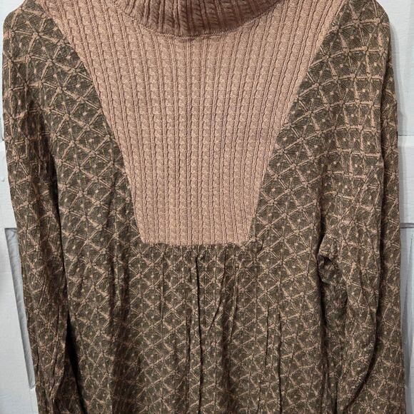 Gimmick Woman's long sleeve light sweater size M - Picture 2 of 8